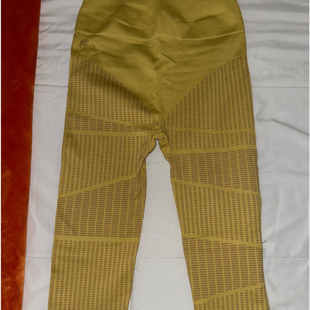 Fabletics leggings size S